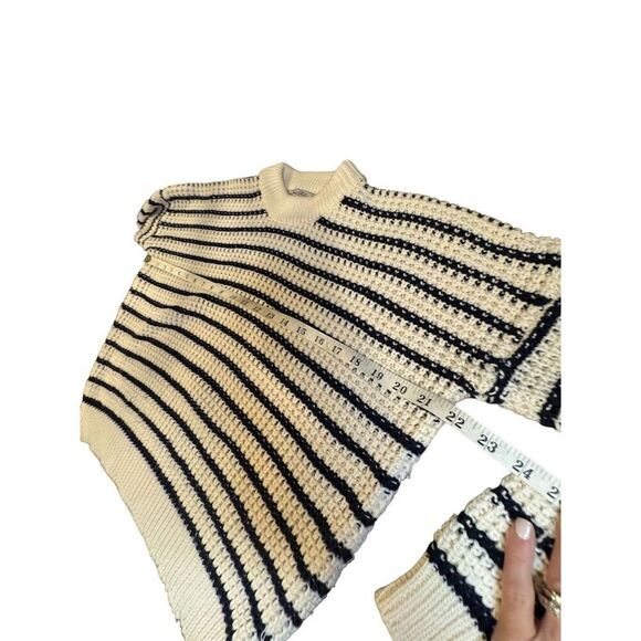 Lara  Knit Women's Striped Pullover Sweater Cream & Navy Long Sleeve size M - Picture 6 of 11